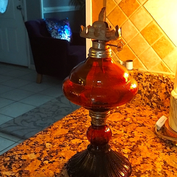 Very vintage hurricane lamp - Picture 1 of 6